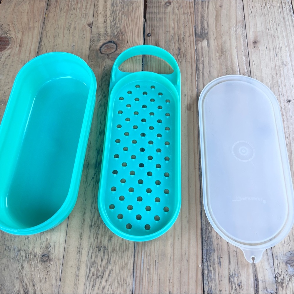 Jadeite Tupperware Cheese Grater Container with Lid 3 Pieces - Picture 3 of 10